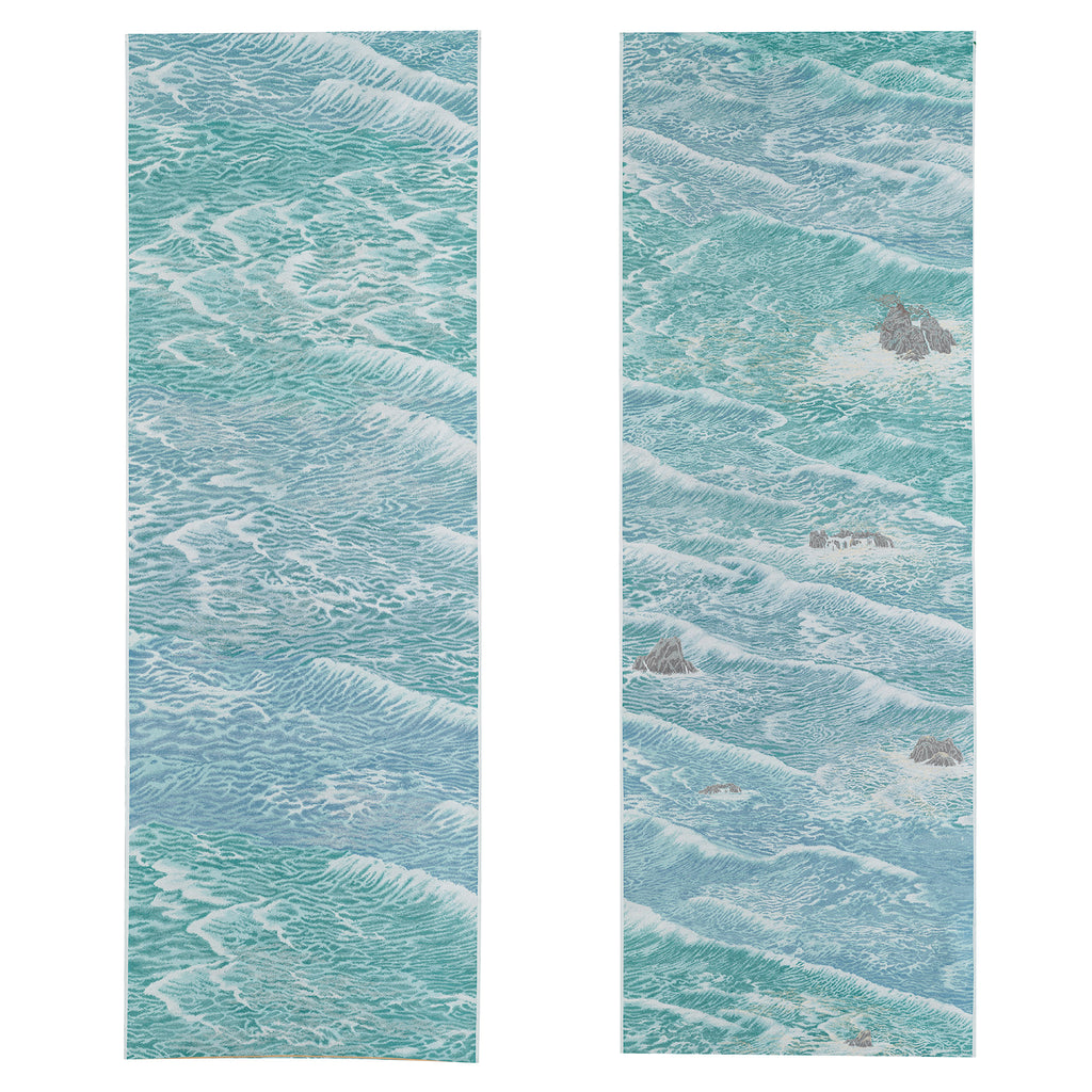 Blue in high sea